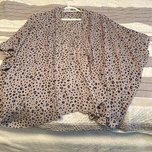 Aritzia Sunday Best Shawl